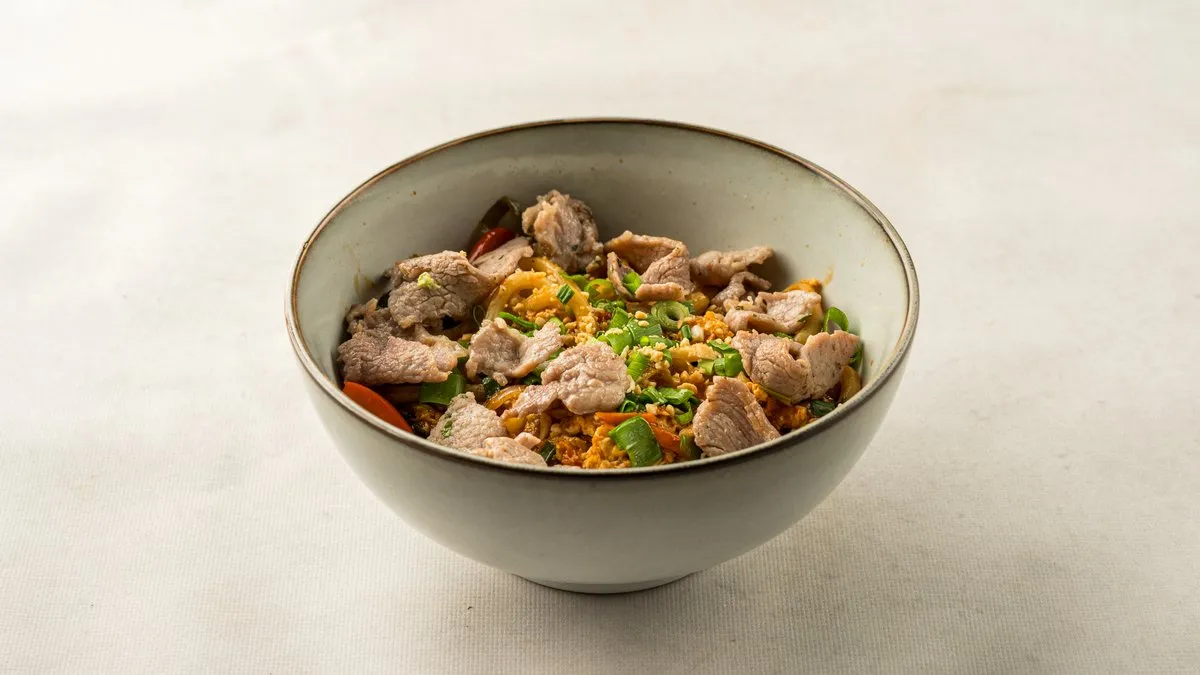 Udon z wieprzowiną